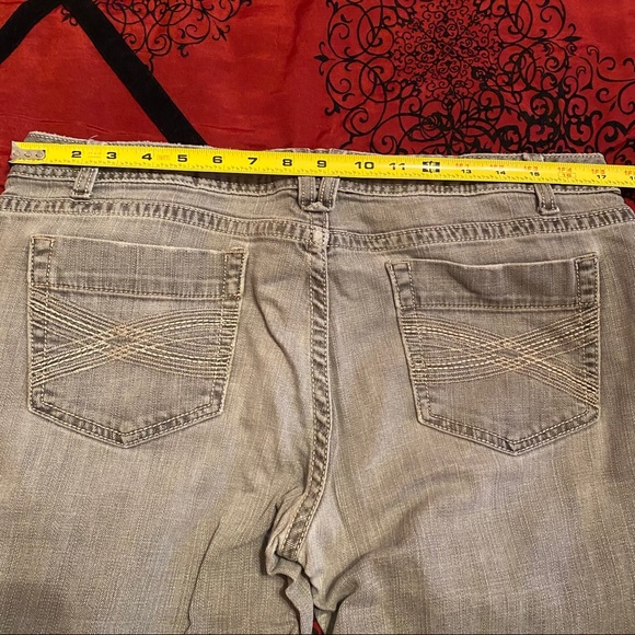 Grey Aeropostale Straight Leg Jeans (Size 13) - Picture 4 of 5